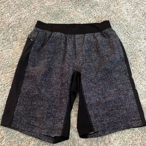 Lululemon Athletica Men's Black and Gray Athletic Shorts